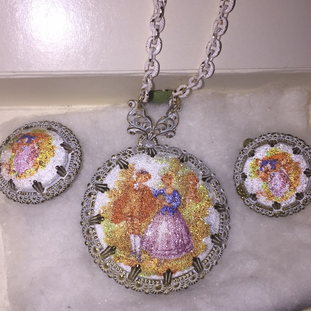 Silver Handcrafted Victorian Set Necklace/Earring